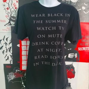 Wear black in the summer top